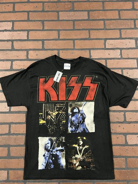 kiss t shirt hot topic|Hot Topic Kiss Catalog 2010 Retro “Alive 2” Style T.